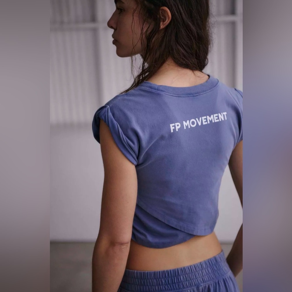 Free People Movement NEW! Hot Shot Logo Crossover Set in Blue Indigo - Picture 6 of 13